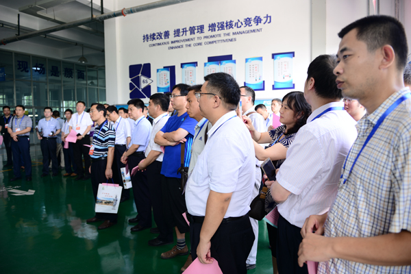 汶上博士智庫聯(lián)盟參訪(fǎng)團參訪(fǎng)新風(fēng)光公司